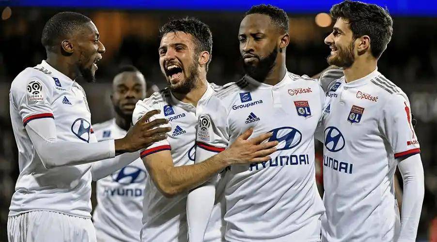 关于南特主场不敌对手,落后局势严峻的信息 关于南特主场不敌对手,落后局势严峻的信息