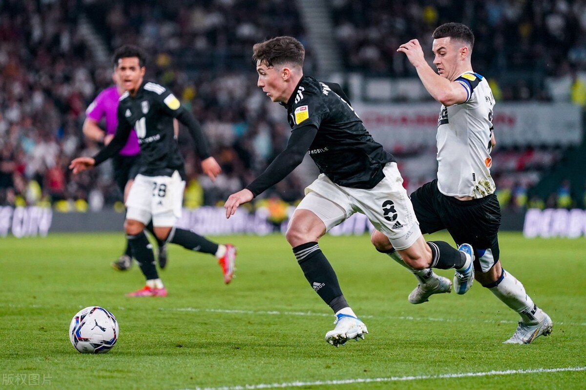 关于斯旺西主场战平富勒姆,艰难保级的信息 关于斯旺西主场战平富勒姆,艰难保级的信息