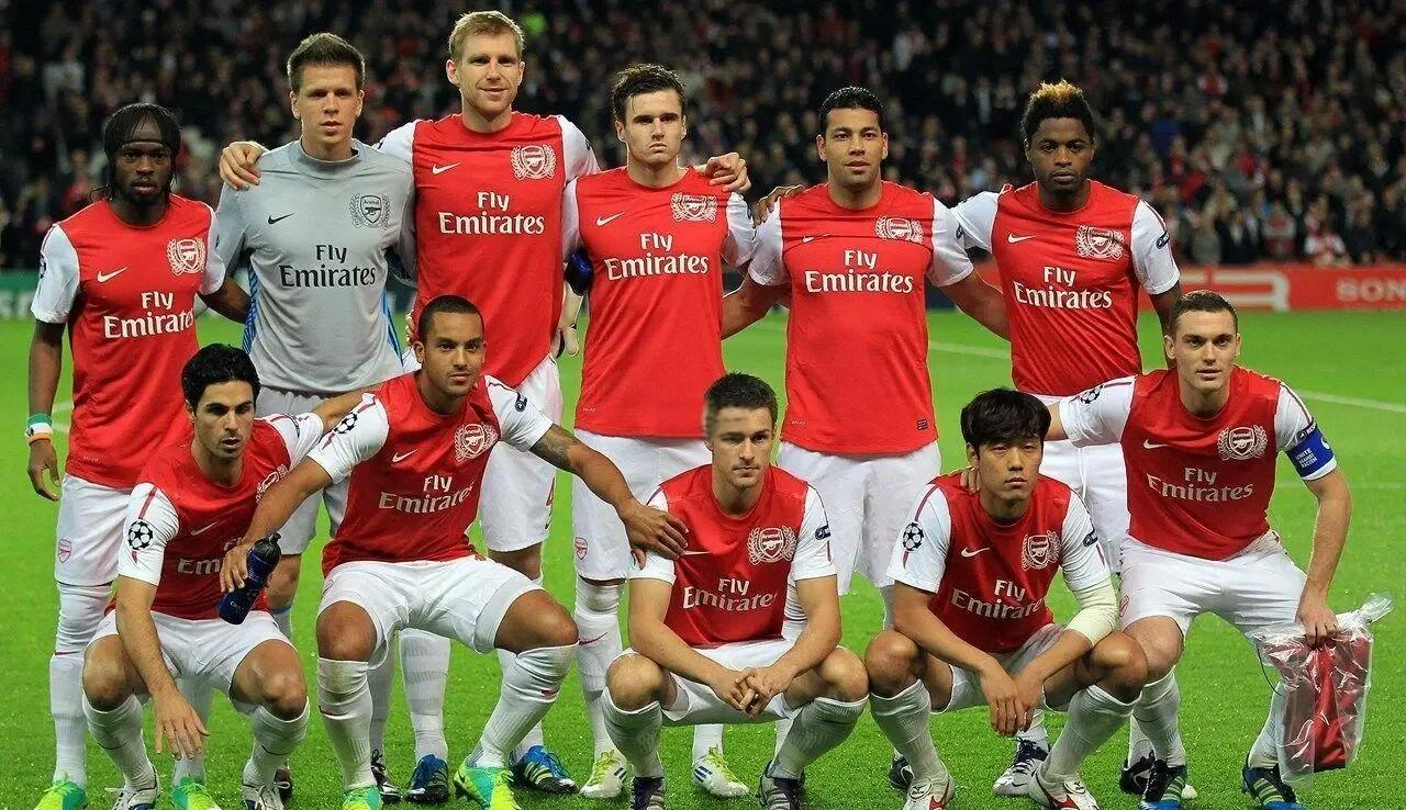 包含意甲强队对决！尤文图斯与国际米兰争夺头名的词条