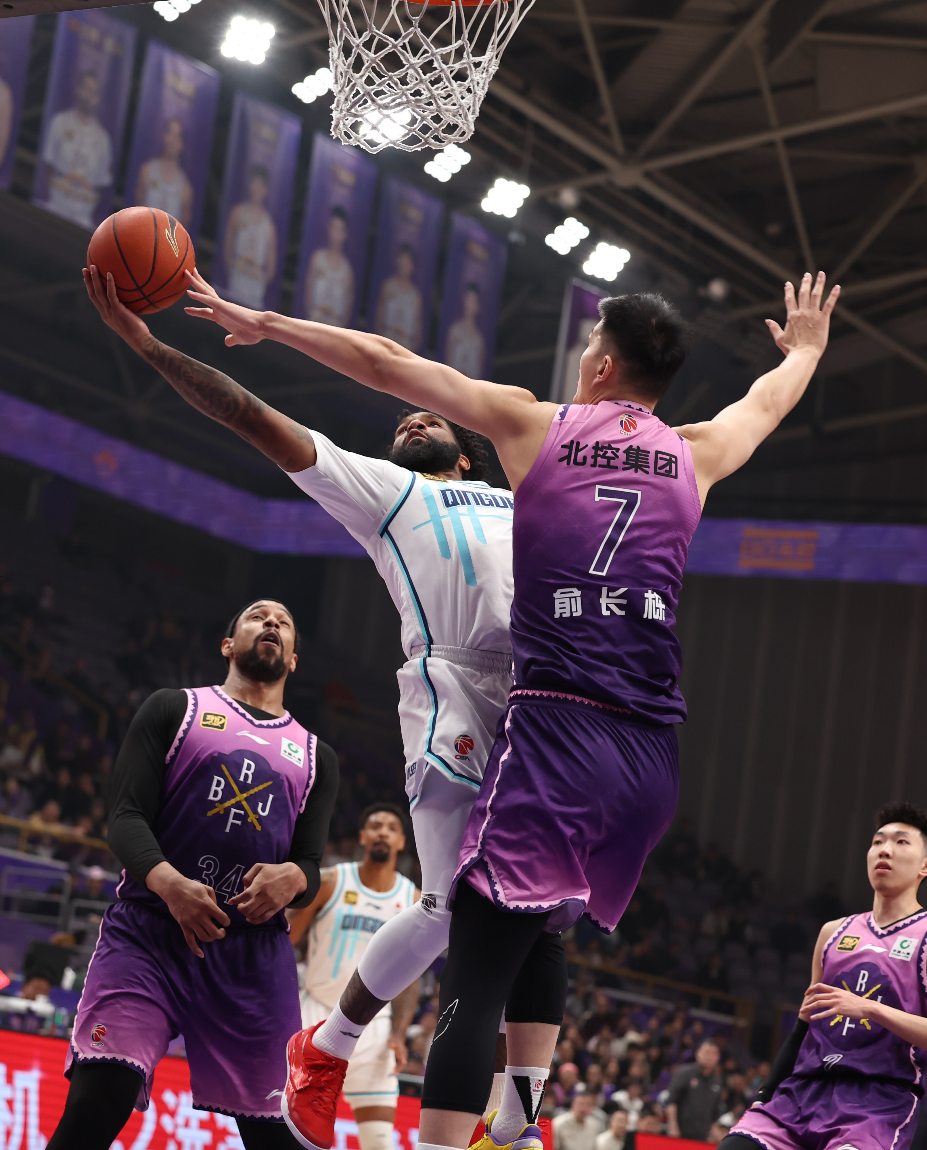 北京控股队势不可挡，击败数位对手