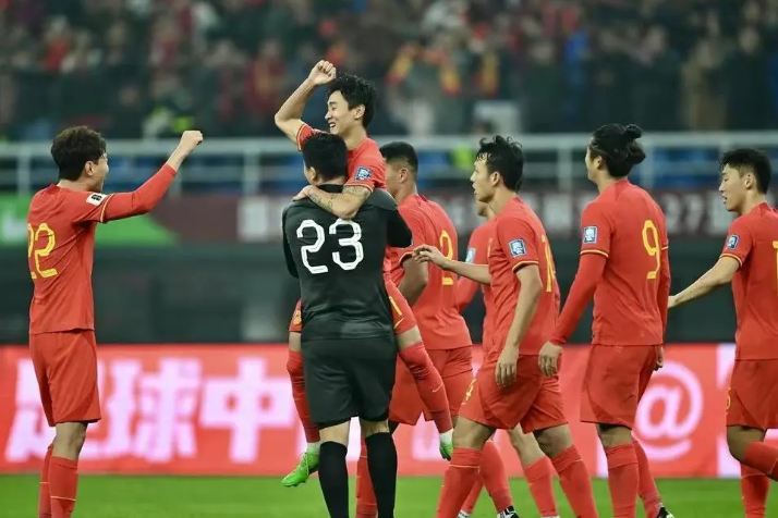 开云下载-包含基尔逆转战胜对手，队伍状态逐渐回升的词条