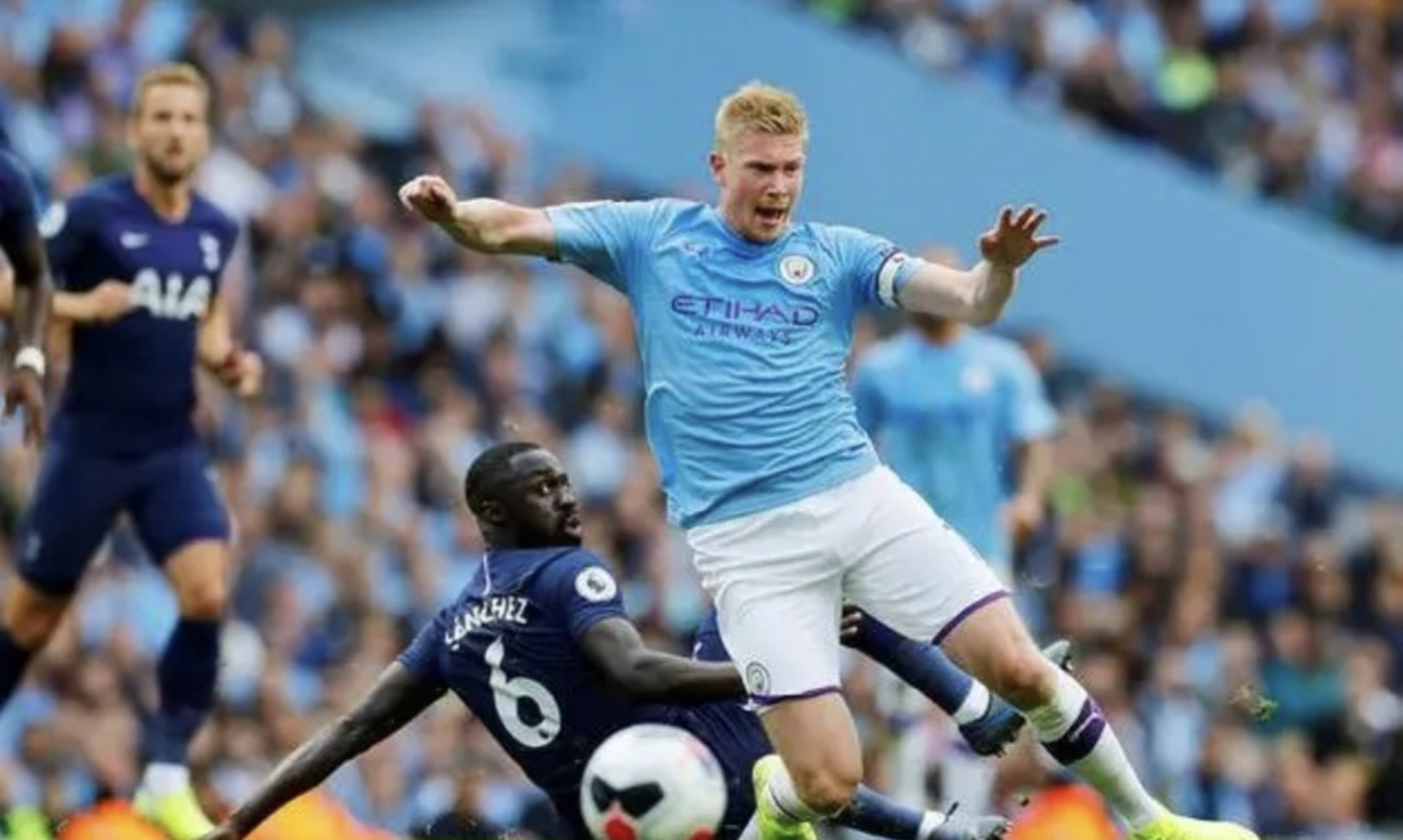 关于曼城再胜伯恩利,客场大捷,重拾榜首位置!的信息 关于曼城再胜伯恩利,客场大捷,重拾榜首位置!的信息