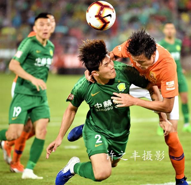 开云体育-北京中赫国安vs武汉卓尔：殊死对决，赛场风云的简单介绍