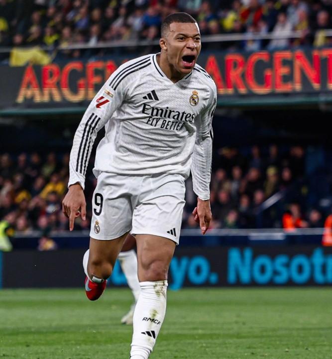 皇马客场逆转,取得关键胜利 皇马客场逆转,取得关键胜利