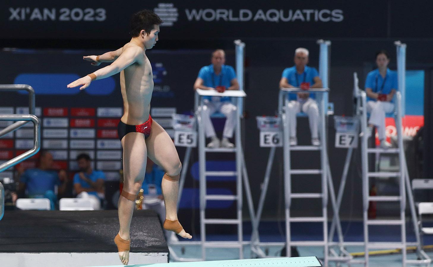 开云体育APP下载-立陶宛帆船选手勇夺金牌，喜获实力认可