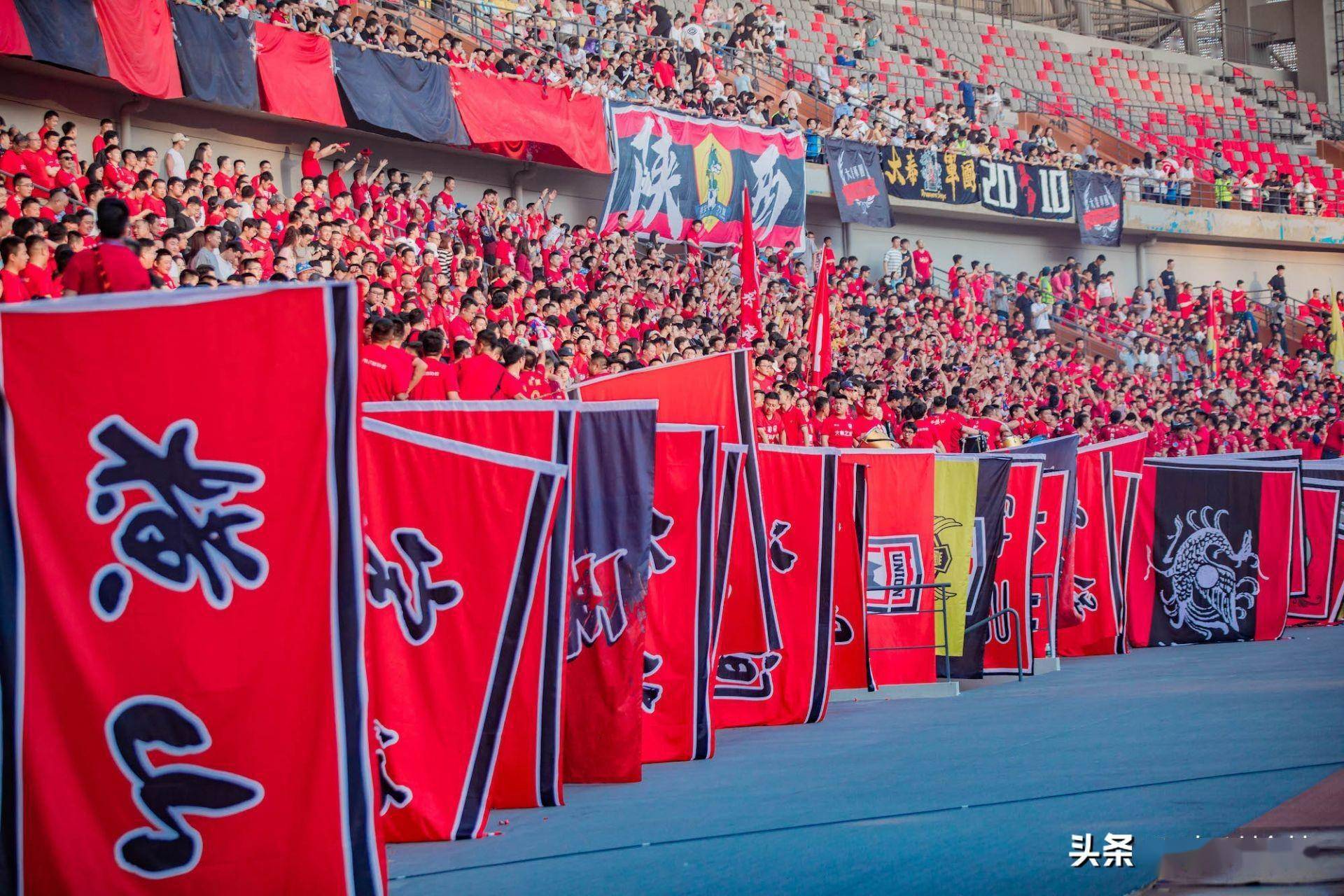 激烈角逐引围观,赛况扣人心弦,不容错过的简单介绍 激烈角逐引围观,赛况扣人心弦,不容错过的简单介绍