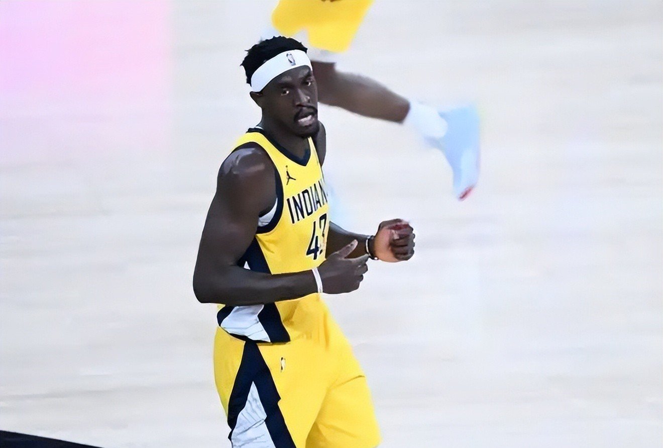 关于雄鹿力克步行者，取得四连胜的信息