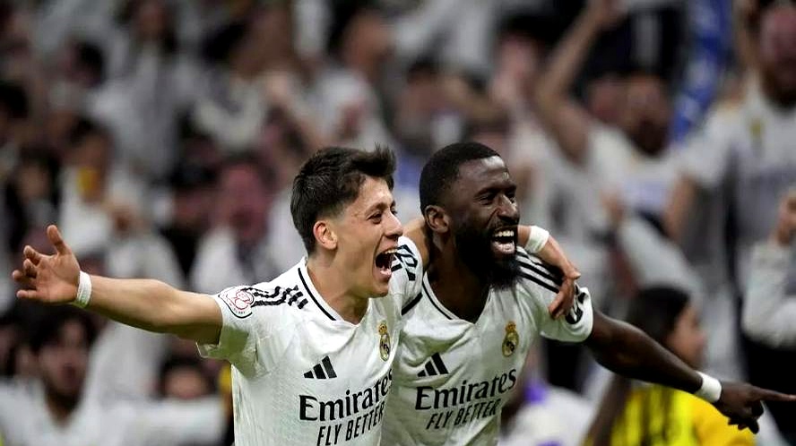 皇马阿贾克斯较量：欧洲赛场豪强交手