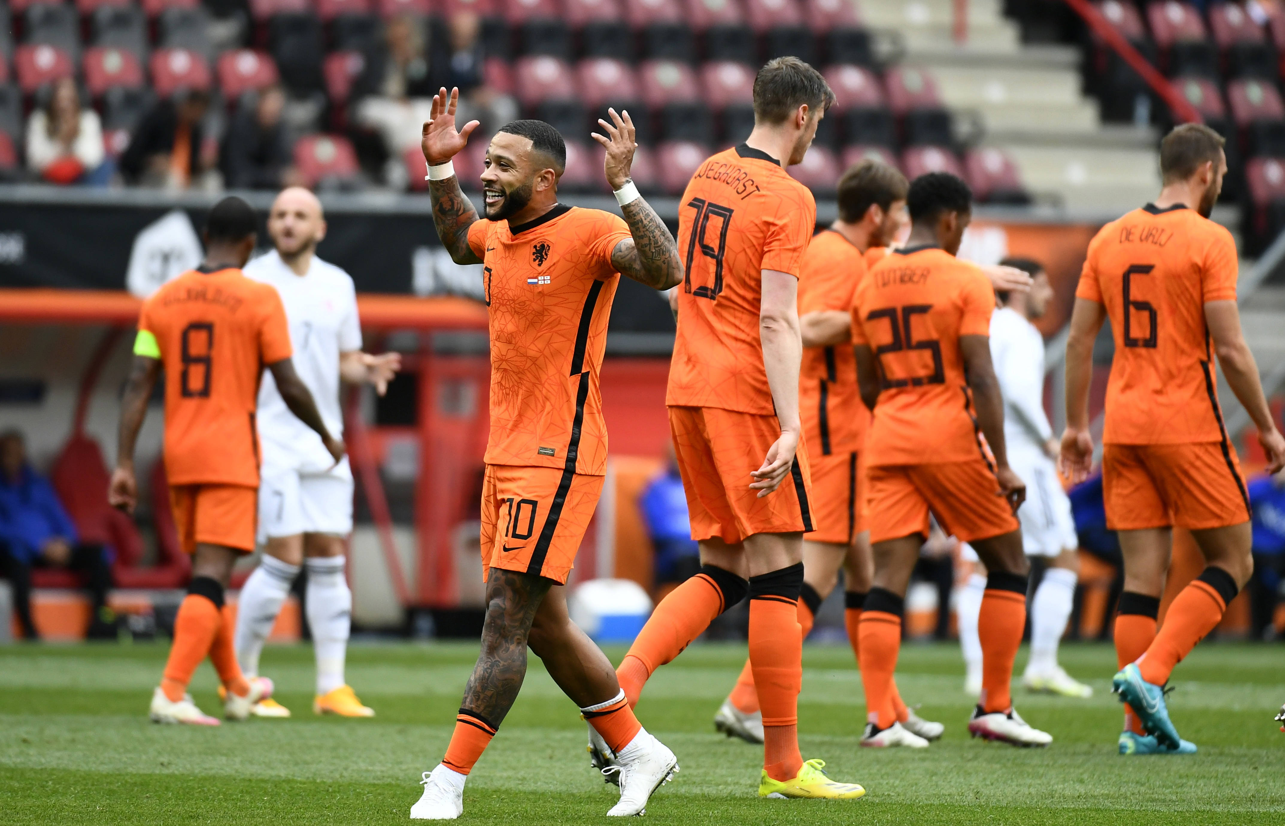 开云体育官网-欧洲杯篮球赛事为球迷带来精彩对决