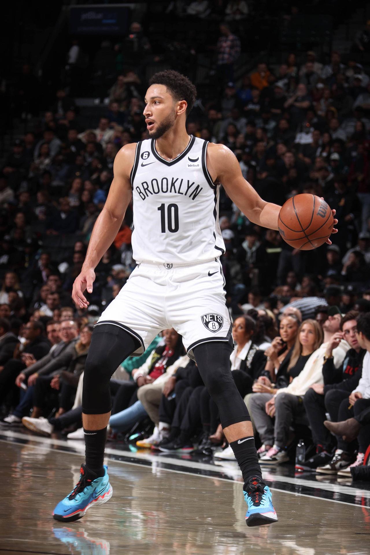 快船三分绝杀篮网，惊险保持胜利