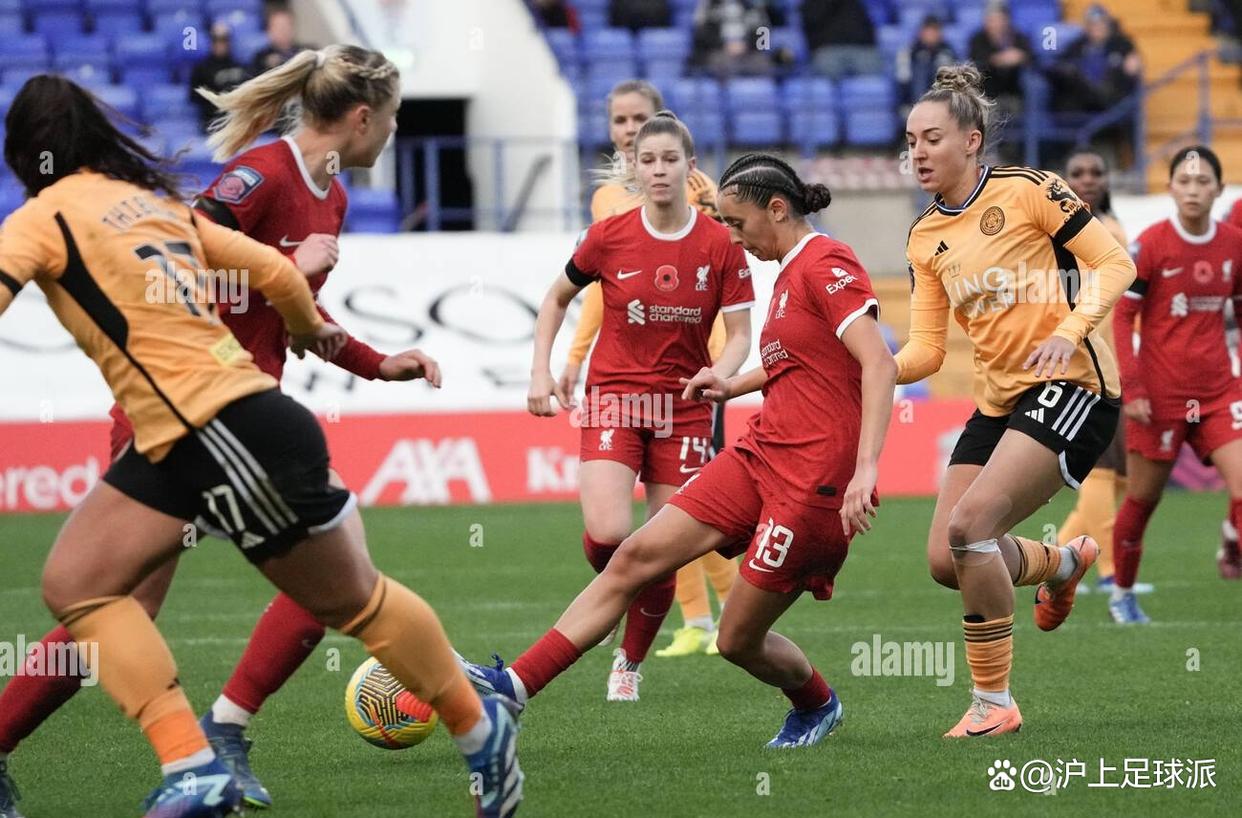 利物浦女足球队迎来新赛季揭幕战