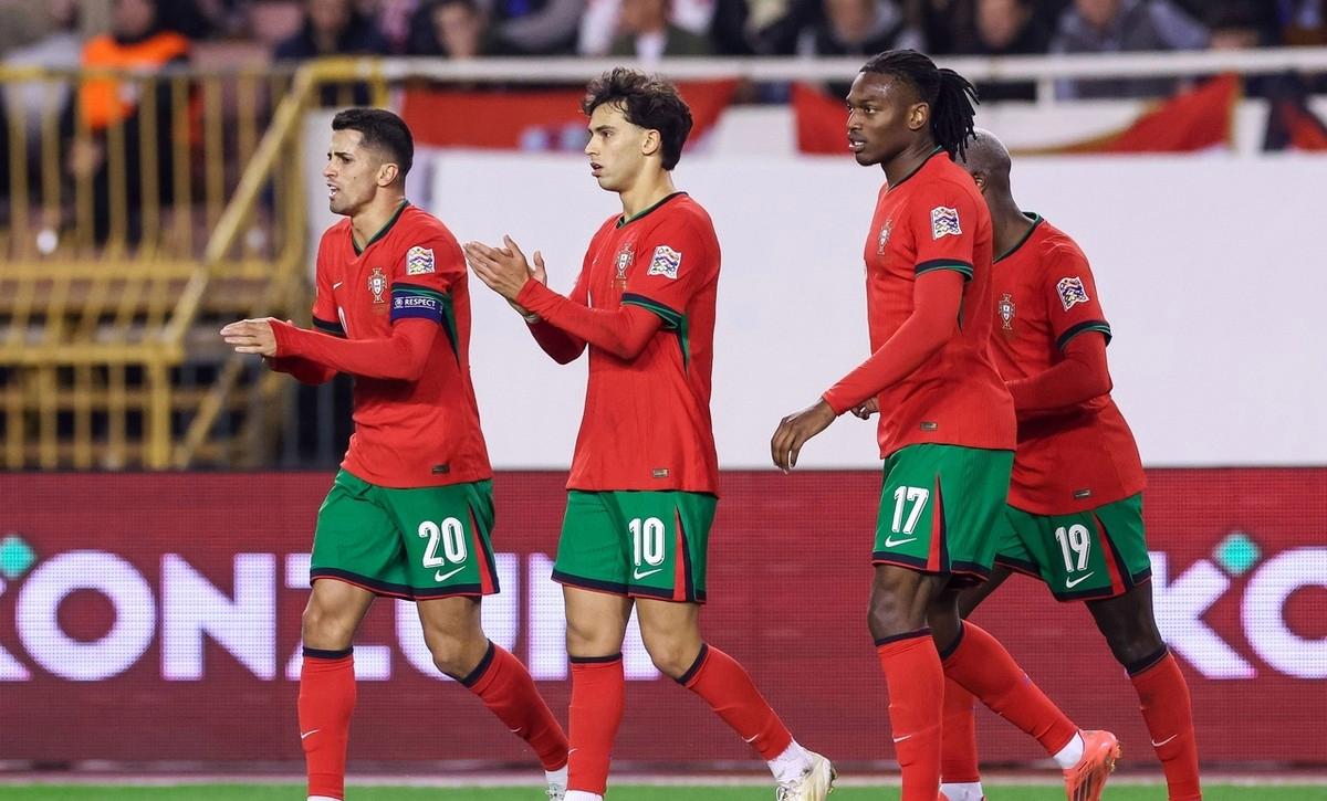 包含AC米兰继续低迷，遭遇连败局面的词条