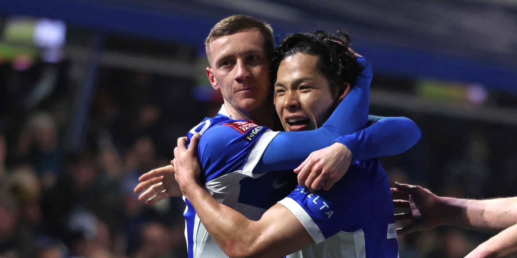 开云体育在线-伯明翰城主场大胜，冲超希望重启