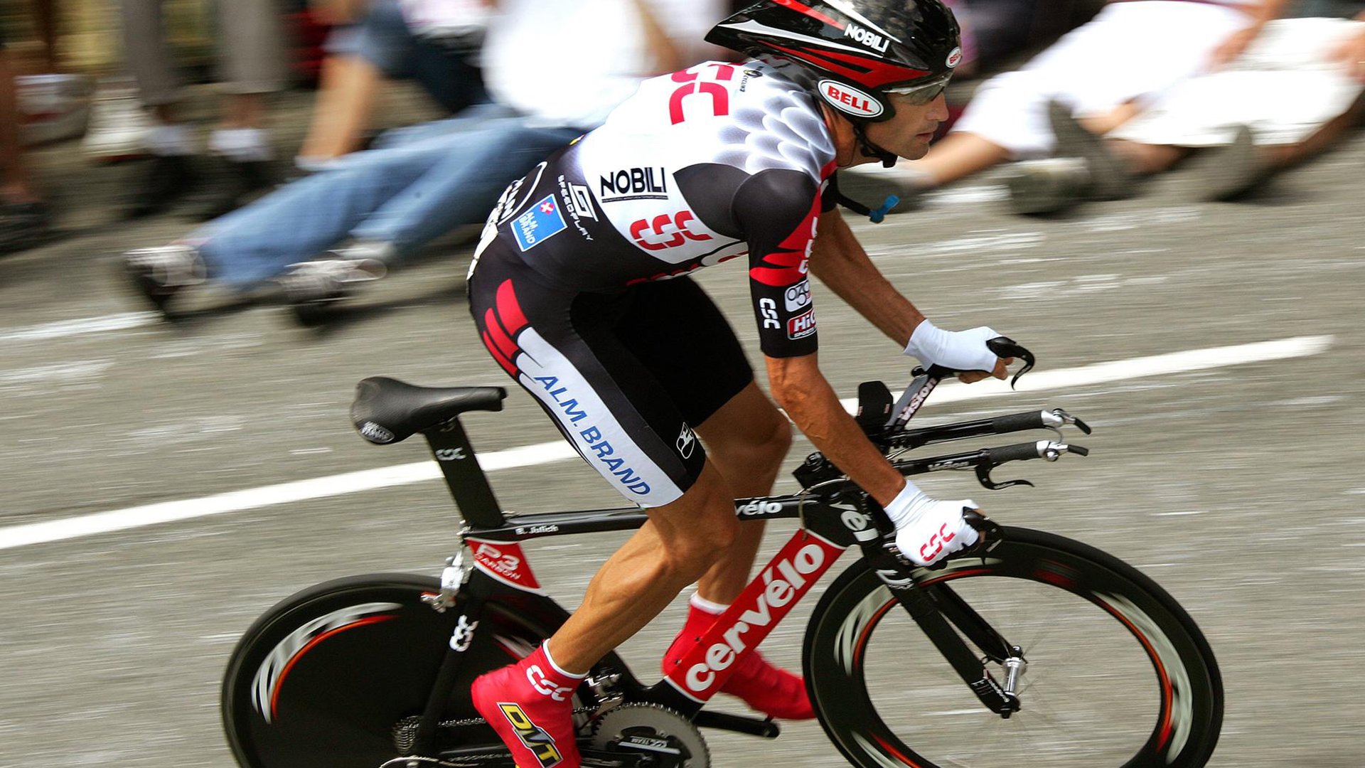 马琳的独角戏与丹麦的团体诗，一场东亚坚韧与北欧风暴的对话